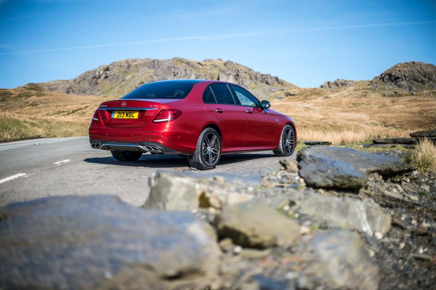  Mercedes-AMG E43 4Matic 2016 года  (UK) (фото 8 из 40)